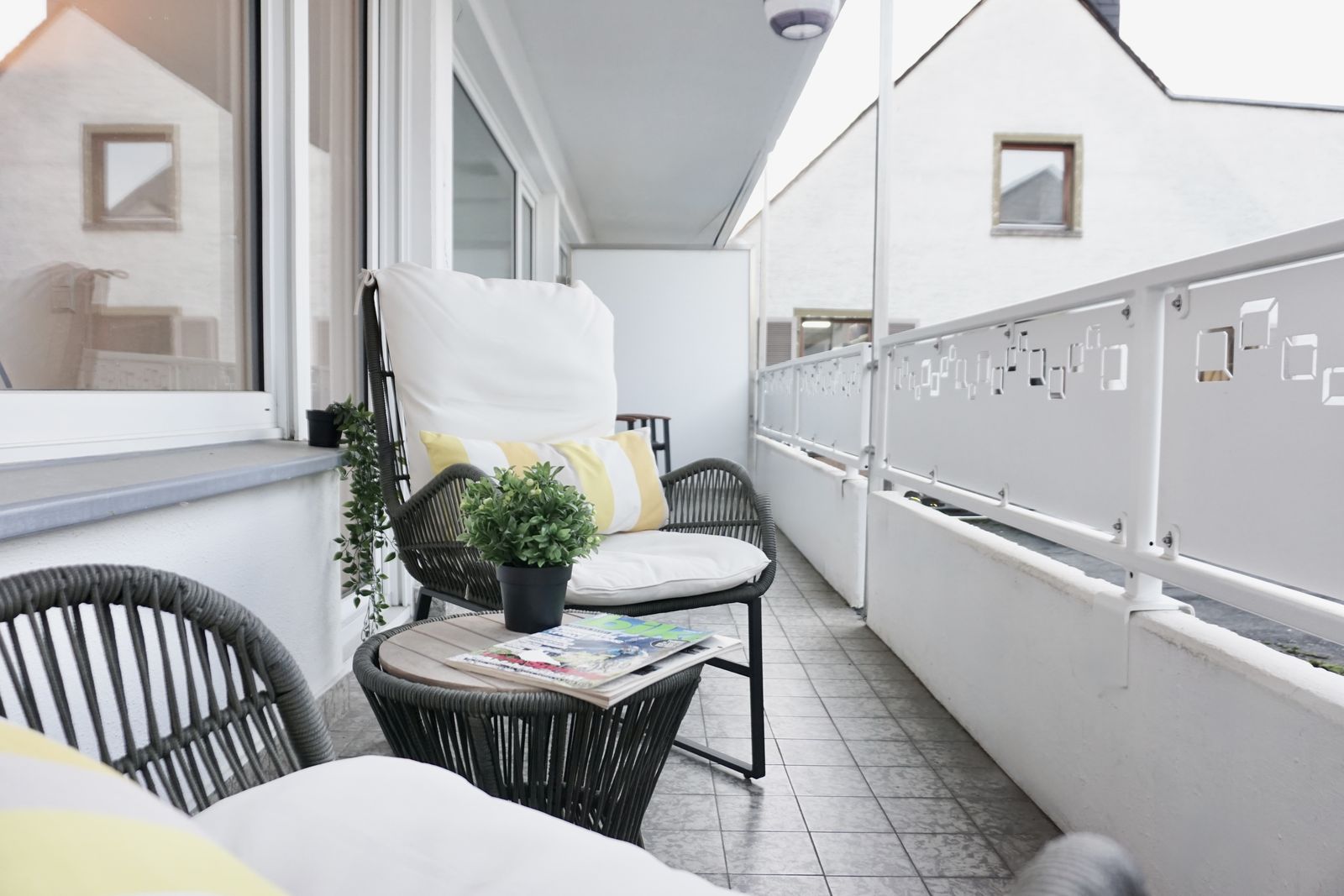 Balkon mit Sitzplatz der Ferienwohnung Braunbär