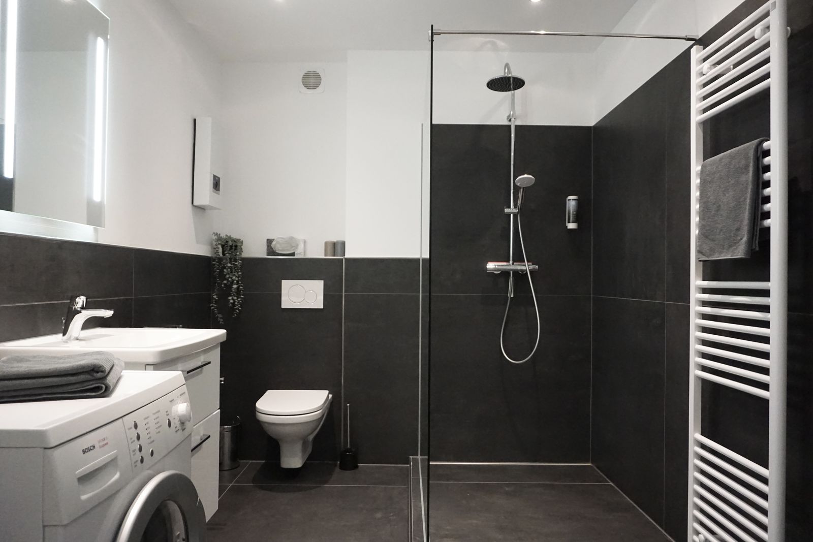Badezimmer der Ferienwohnung Schwarzbär